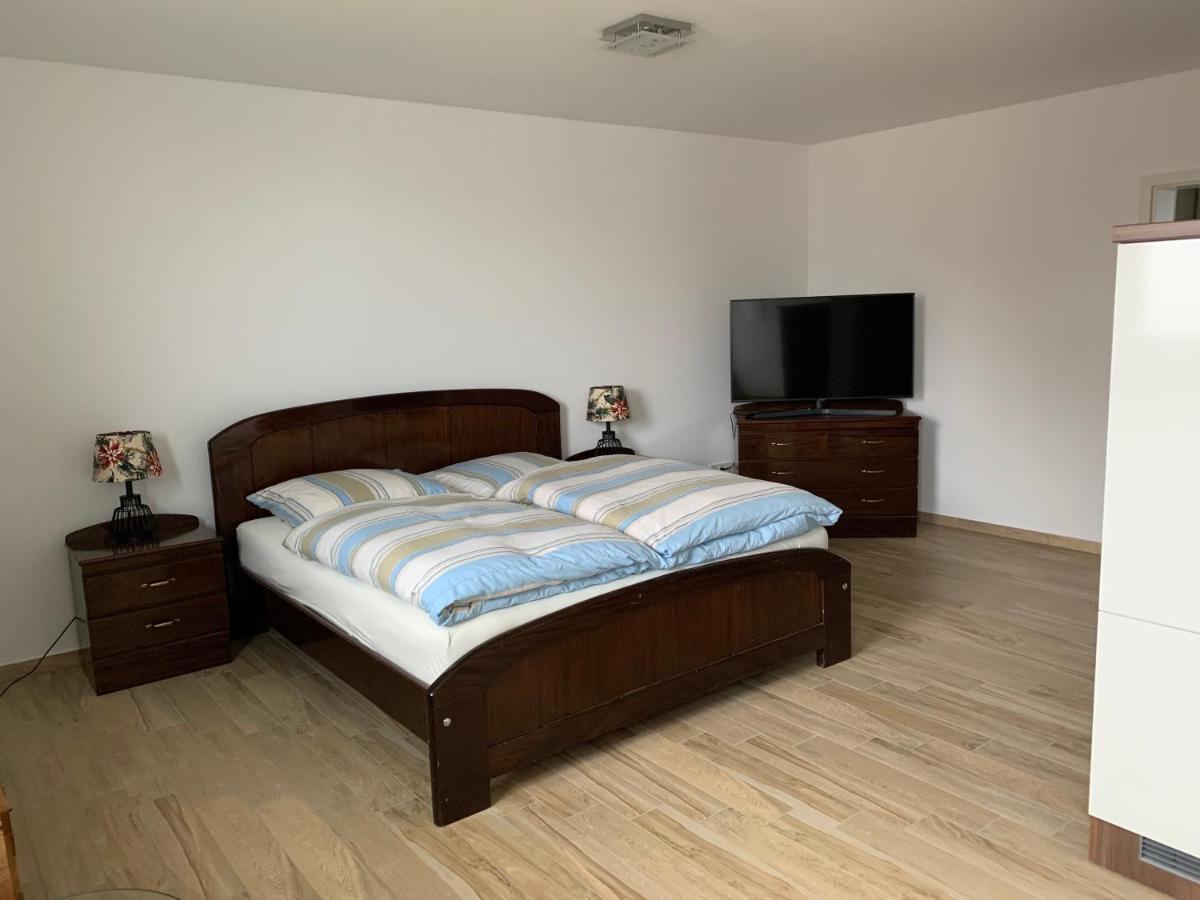 Hotel Gaestehaus Residenz Aurora Friedrichsthal Zewnętrze zdjęcie